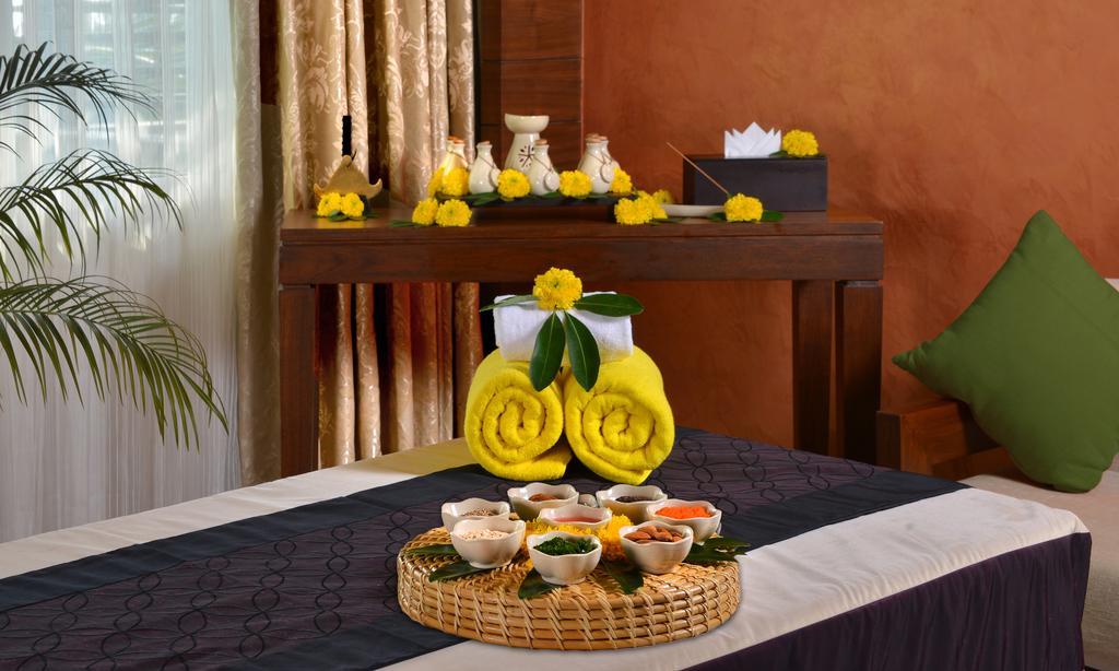 Golkonda Resorts & Spa Haïdarabad Extérieur photo
