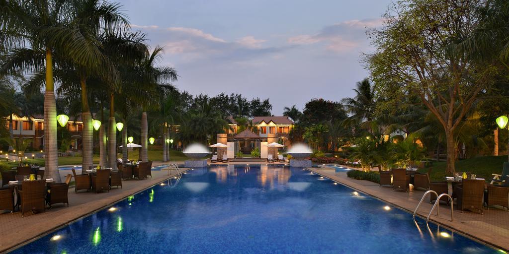 Golkonda Resorts & Spa Haïdarabad Extérieur photo